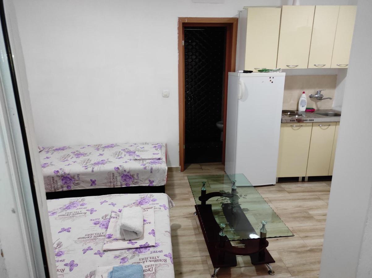Apartment Perutovic 苏托莫雷 外观 照片