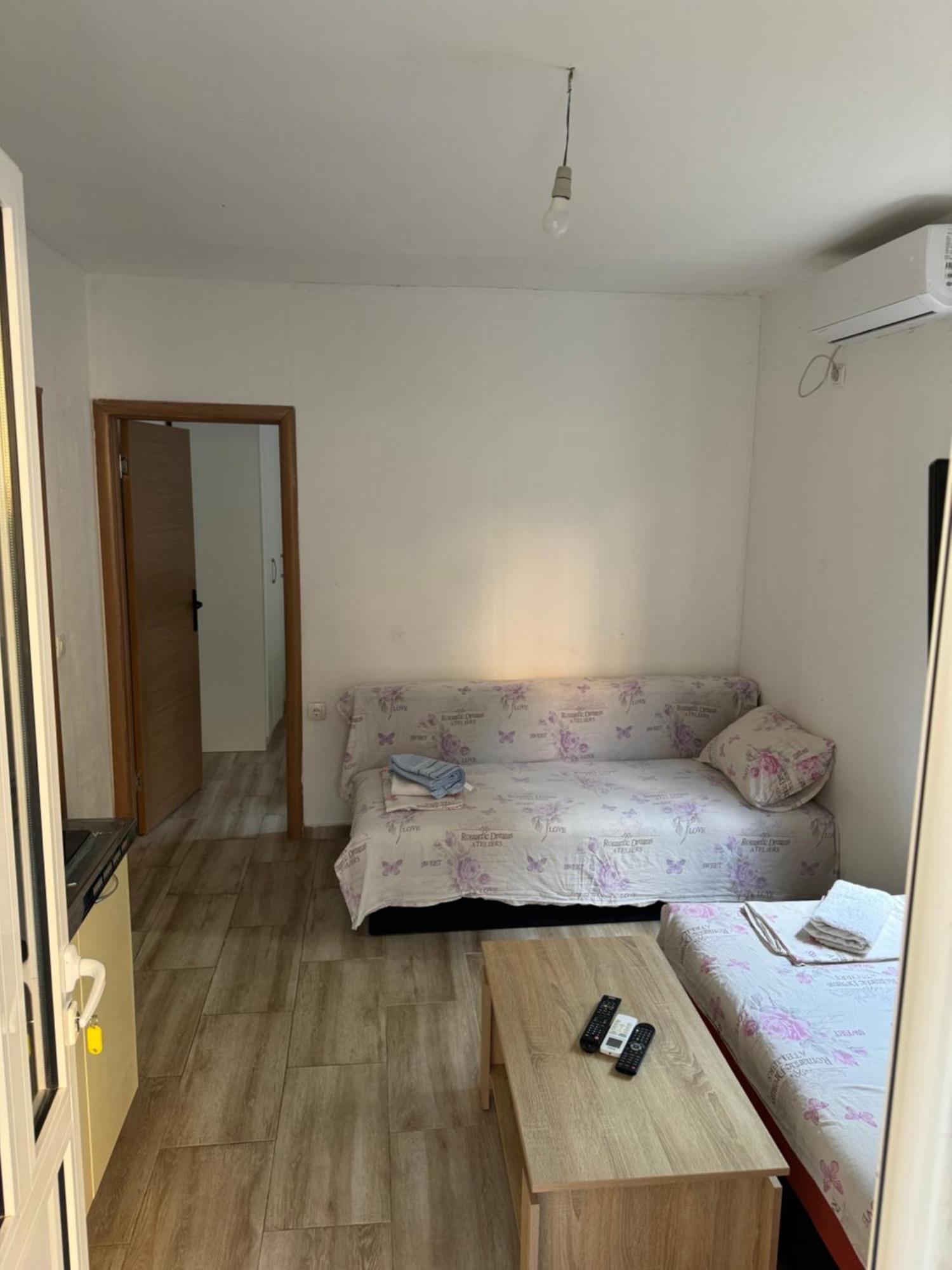 Apartment Perutovic 苏托莫雷 外观 照片