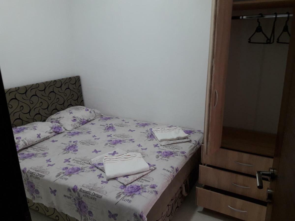 Apartment Perutovic 苏托莫雷 外观 照片