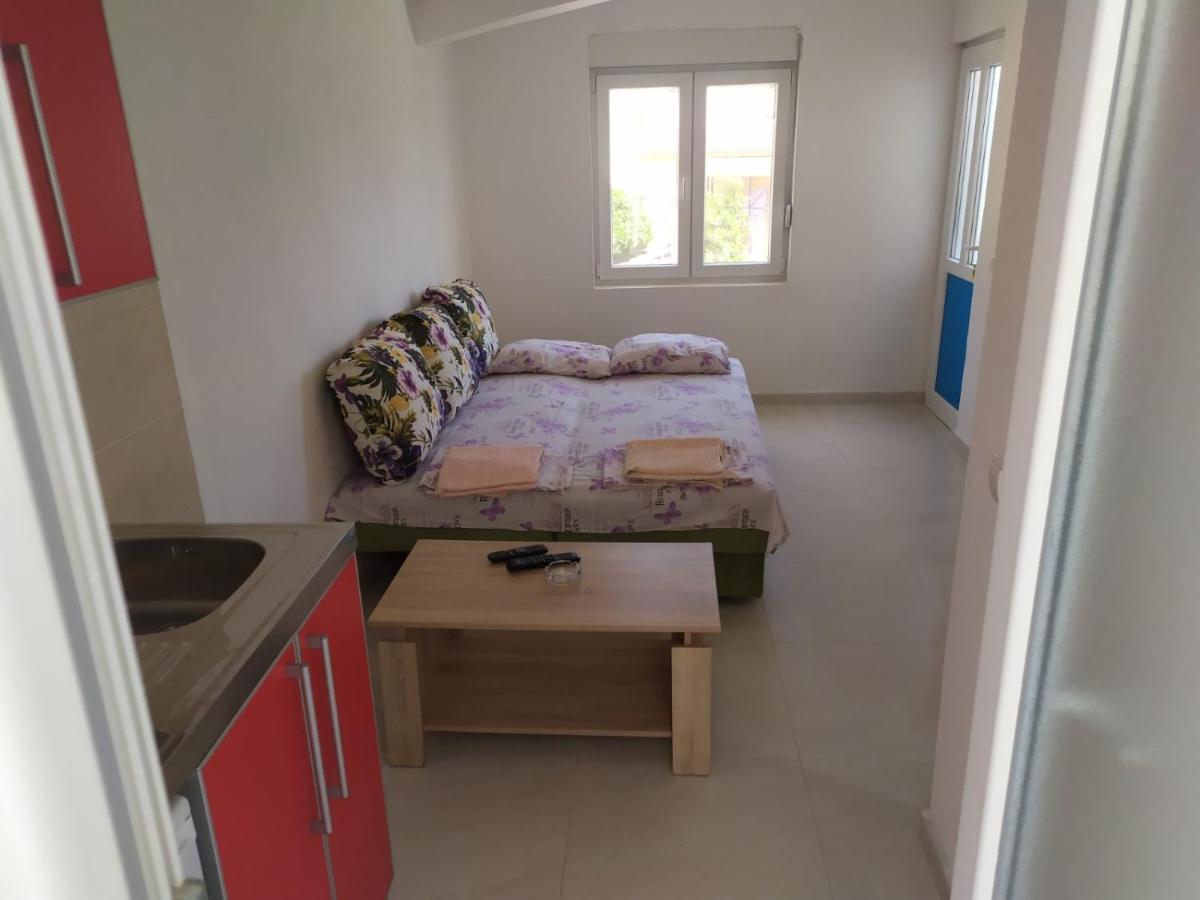 Apartment Perutovic 苏托莫雷 外观 照片