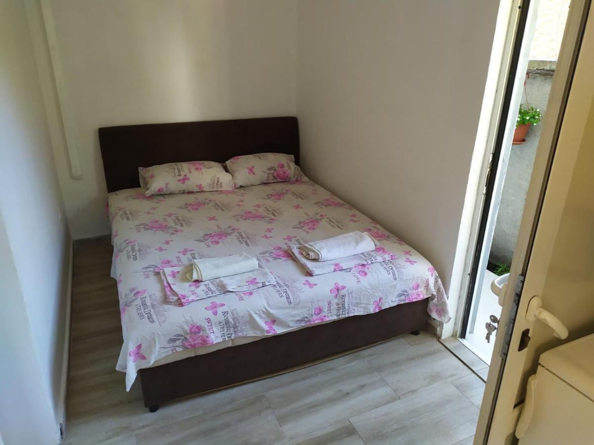 Apartment Perutovic 苏托莫雷 外观 照片